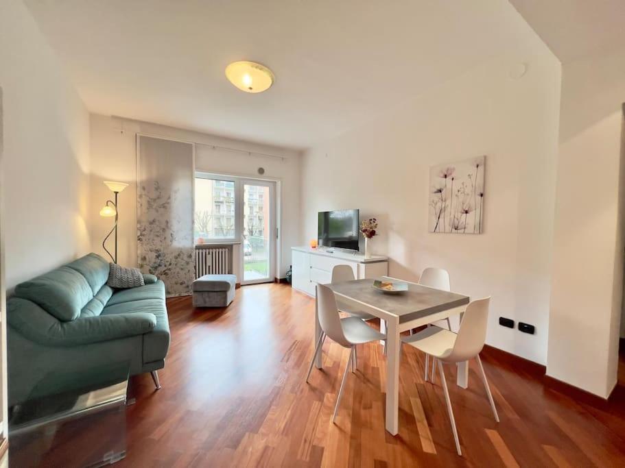 Appartamento Orti Di Spagna เวโรนา ภายนอก รูปภาพ